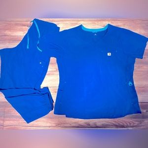 Women’s XL Carhartt cross flex scrub top and jogger pants